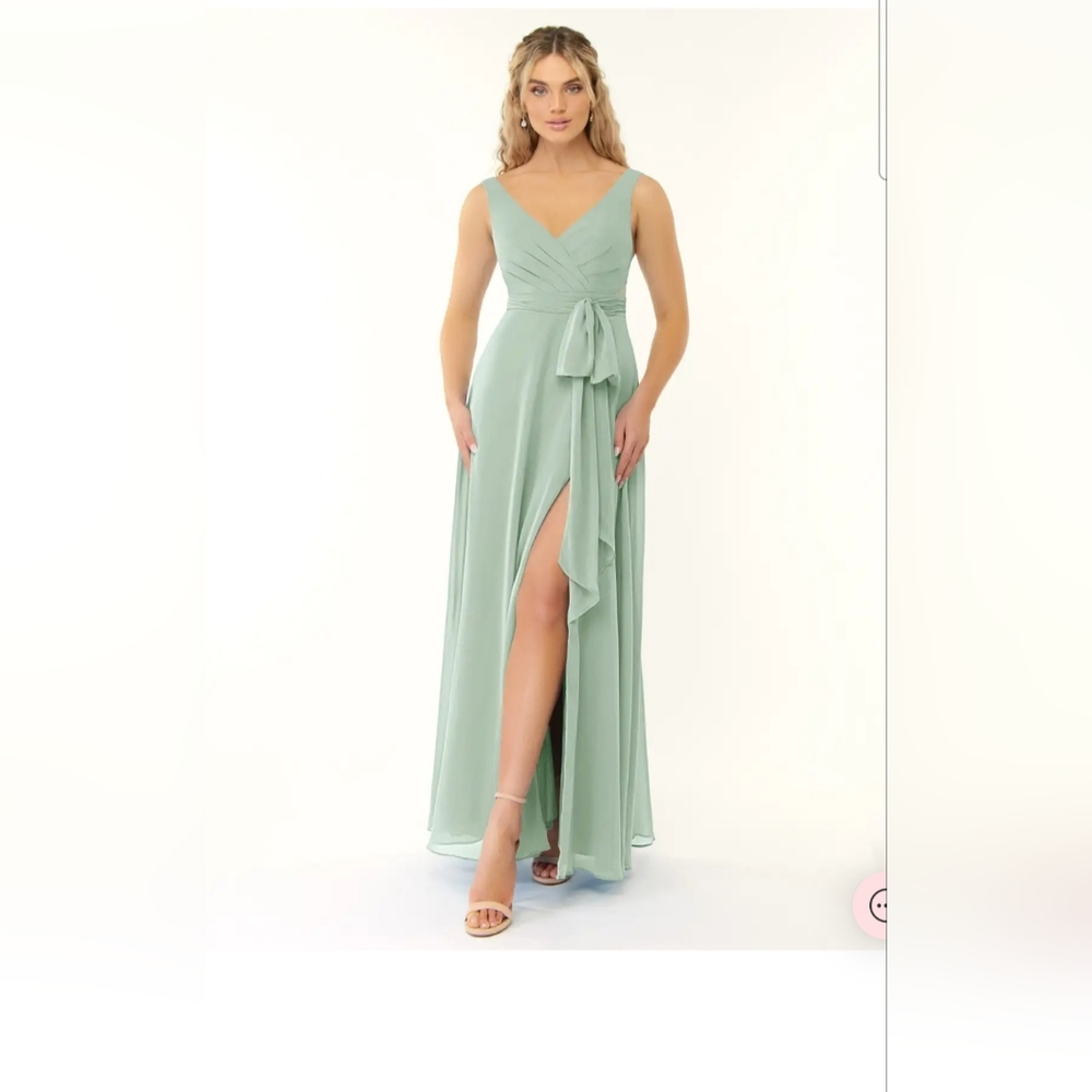 BRAND NEW! AZAZIE ALVA-Line Pleated Chiffon Floor-Length Dress Agave